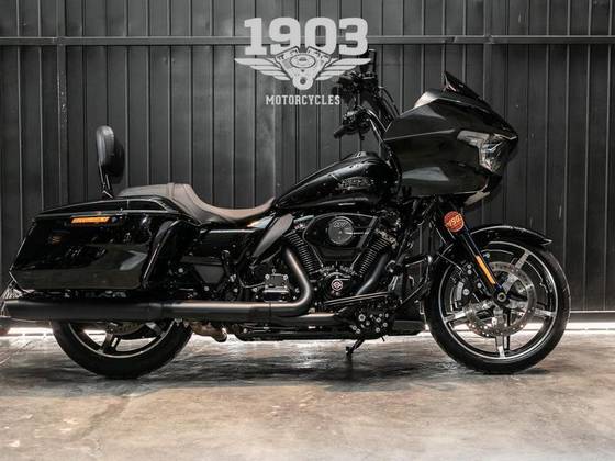 HARLEY-DAVIDSON ROAD GLIDE 